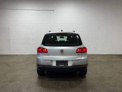 Used 2017 Volkswagen Tiguan S AWD/4WD image 4