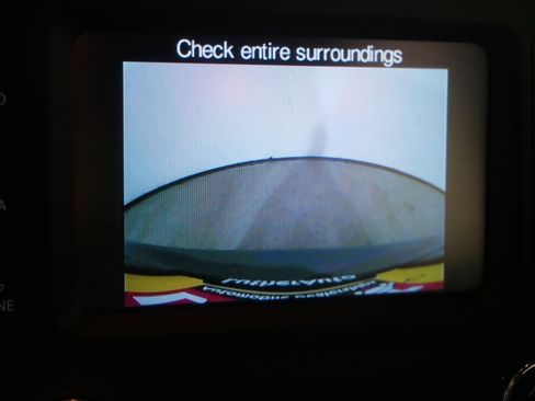 Used 2015 Jeep Renegade Limited image 33