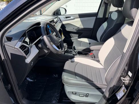 New 2026 Volkswagen Taos SEL AWD/4WD image 17