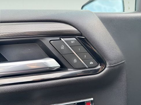 Used 2025 GMC Sierra 1500 AT4 w/ AT4 Premium Package image 22