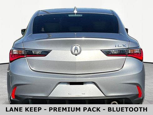 Used 2022 Acura ILX w/ Premium Package FWD image 5