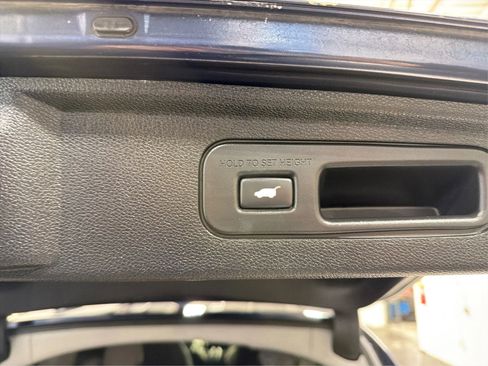 Used 2019 Honda Odyssey Elite image 14