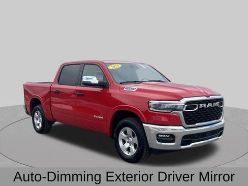 Used 2025 RAM 1500 Big Horn AWD/4WD image 9