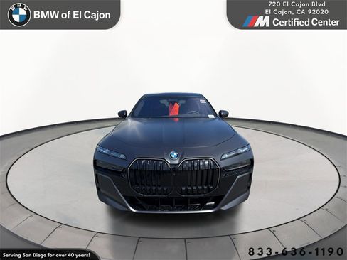 New 2025 BMW i7 xDrive60 w/ Executive Package image 3