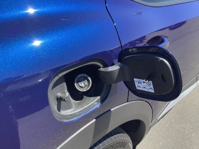 Used 2025 Nissan Kicks SR w/ Illumination Package AWD/4WD image 30