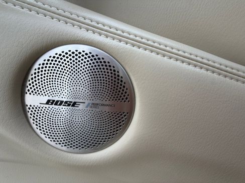 Used 2024 INFINITI QX80 Sensory image 22