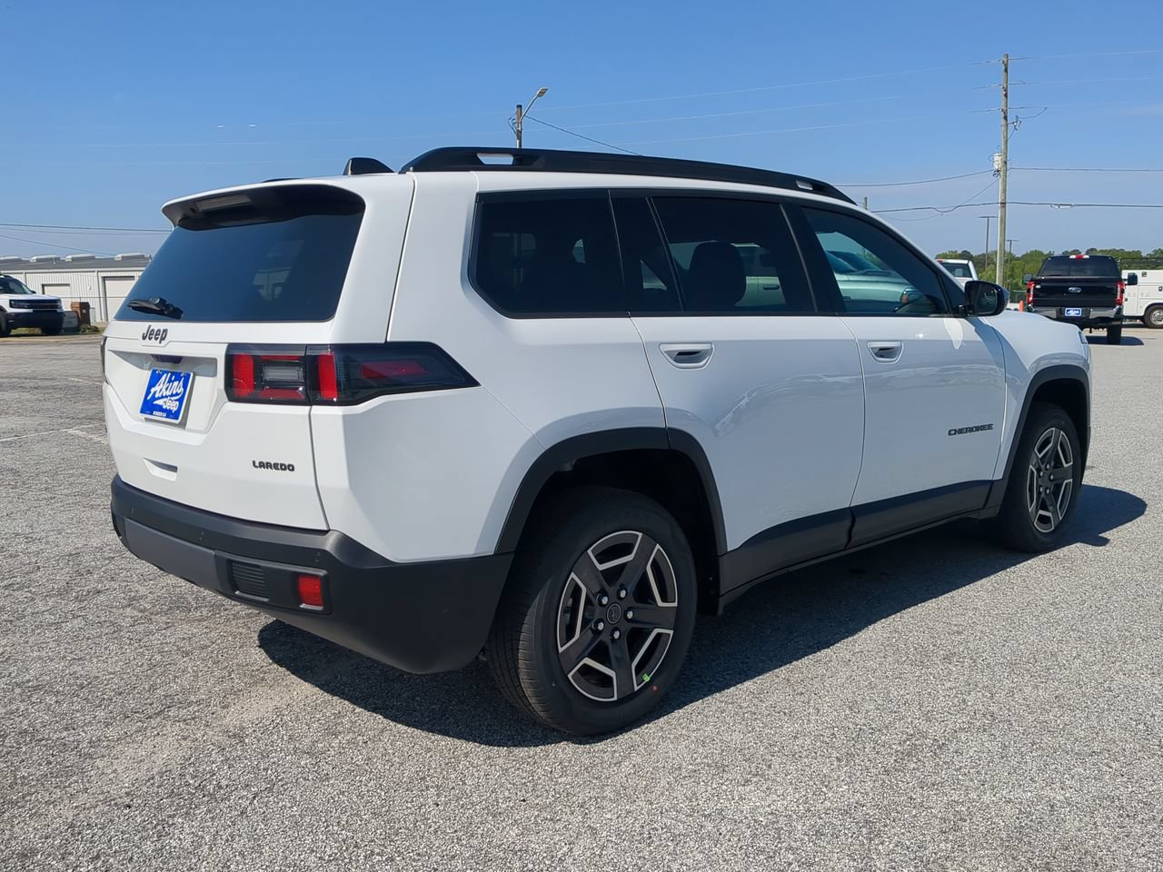 New 2026 Jeep Cherokee Laredo AWD/4WD image 4