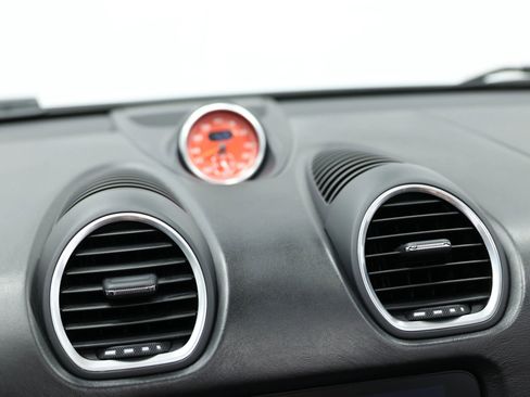 Used 2021 Porsche 718 Boxster GTS image 27