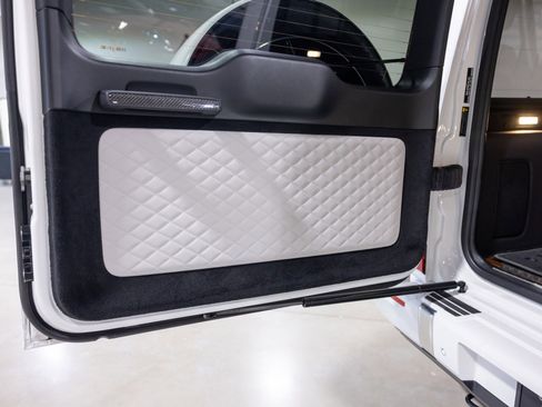 Used 2025 Mercedes-Benz G 63 AMG 4MATIC image 28