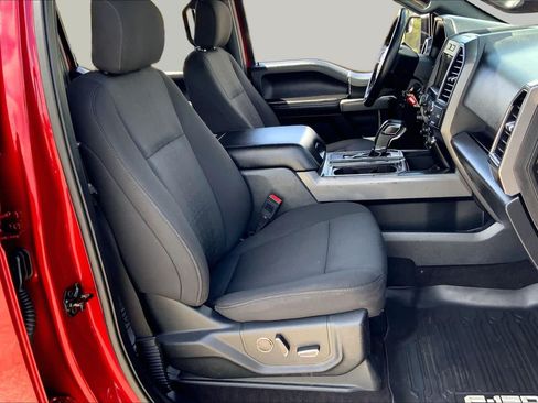 Used 2018 Ford F150 XLT w/ Equipment Group 302A Luxury AWD/4WD image 9