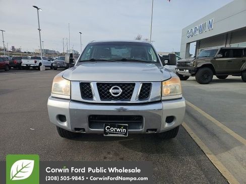 Used 2011 Nissan Titan S image 3