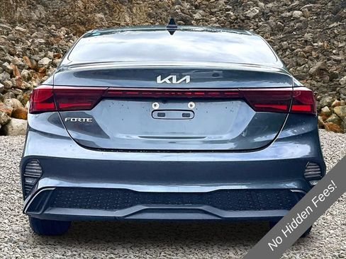 Used 2024 Kia Forte LXS FWD image 4