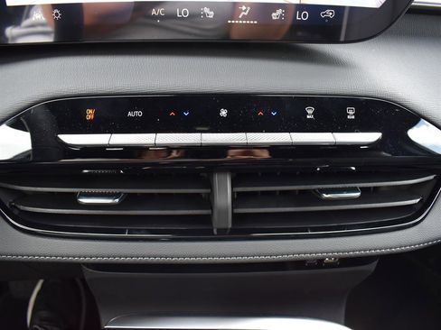 New 2026 Buick Enclave Sport Touring w/ Super Cruise Package image 19