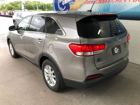 Used 2018 Kia Sorento L FWD image 6