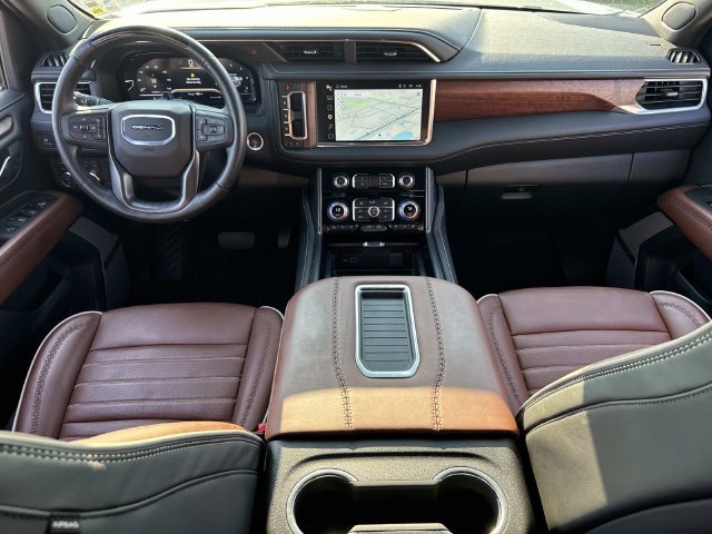 Used 2024 GMC Yukon Denali Ultimate AWD/4WD image 20