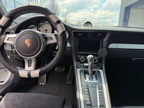 Certified 2015 Porsche 911 GT3 image 16