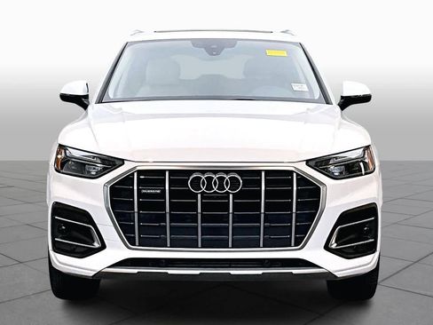 Used 2021 Audi Q5 Premium Plus w/ Premium Plus Package image 3