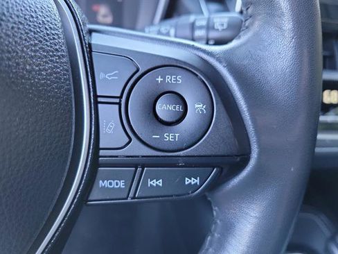 Used 2022 Toyota Corolla SE image 16