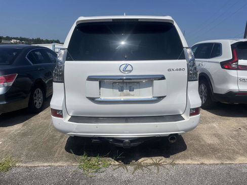 Used 2014 Lexus GX 460 w/ Premium Package AWD/4WD image 3