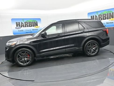 New 2026 Ford Explorer ST w/ Sun And Sound Package image 2