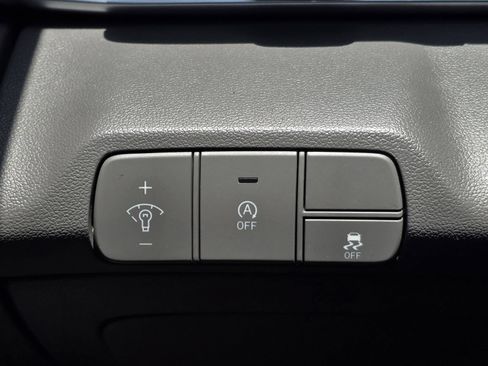 Used 2024 Hyundai Elantra SE FWD image 28