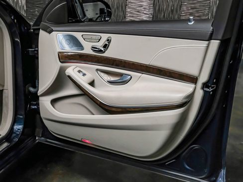 Used 2015 Mercedes-Benz S 550 4MATIC Sedan image 45