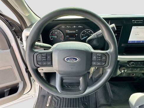Used 2024 Ford F350 XL w/ 360-Degree Camera Package RWD image 11