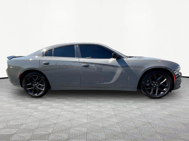 Used 2023 Dodge Charger SXT w/ Blacktop Package RWD image 8