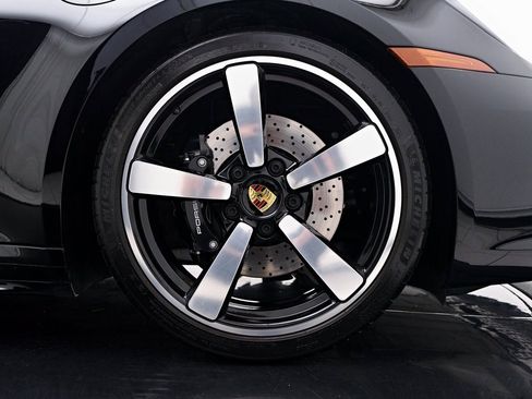 Used 2024 Porsche 911 Carrera S image 34