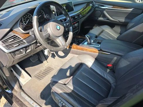 Used 2017 BMW X5 xDrive35i w/ M Sport Package AWD/4WD image 3