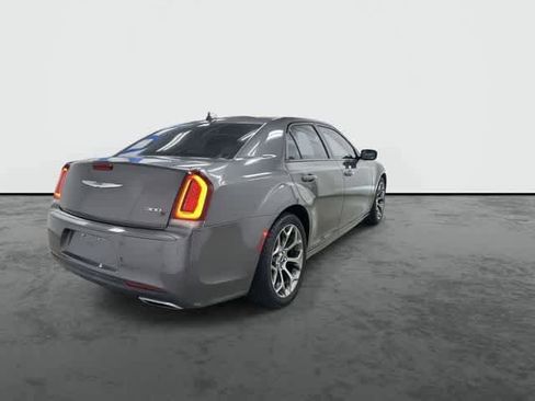 Used 2018 Chrysler 300 S w/ 300S Premium Group RWD image 3
