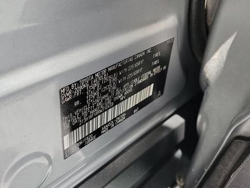 Used 2024 Toyota RAV4 LE FWD image 30