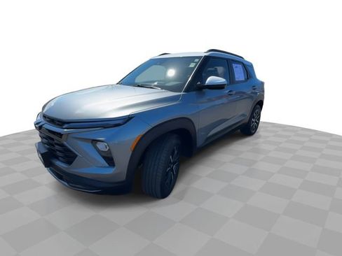 Used 2024 Chevrolet TrailBlazer ACTIV w/ Convenience Package image 4