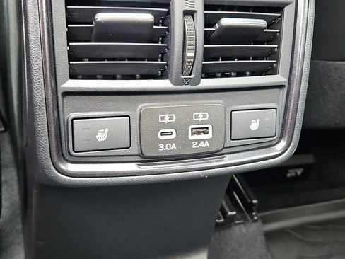 Used 2025 Subaru Forester Touring AWD/4WD image 24