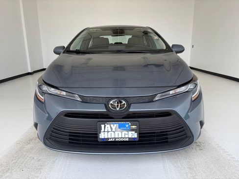 Used 2024 Toyota Corolla LE FWD image 12