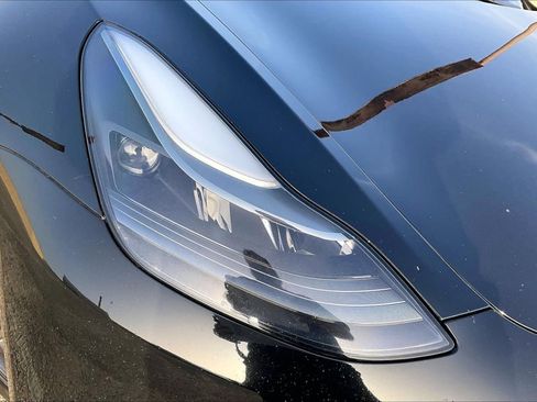 Used 2022 Tesla Model 3 Long Range AWD/4WD image 28