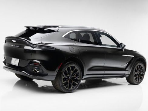 Used 2021 Aston Martin DBX image 15