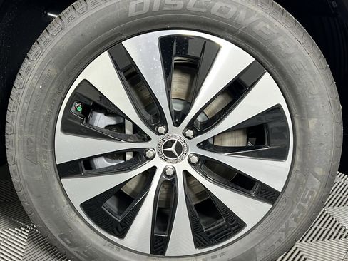 New 2025 Mercedes-Benz GLE 450 4MATIC image 16