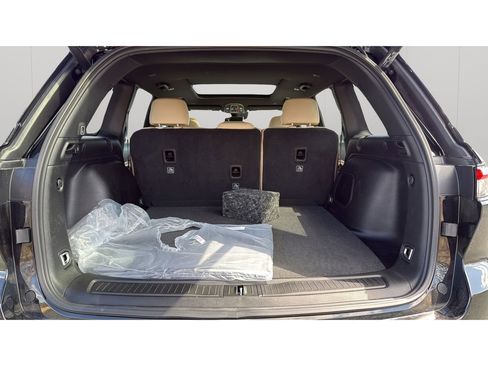 New 2026 Jeep Grand Cherokee Limited image 18