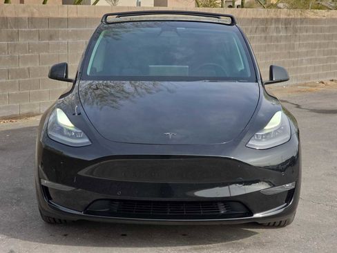 Used 2021 Tesla Model Y Performance image 4