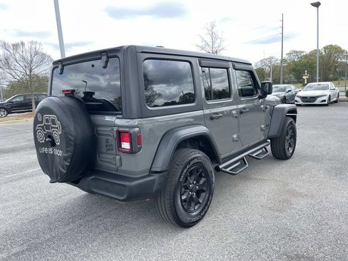 Used 2020 Jeep Wrangler Unlimited Sport image 4