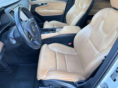 Used 2016 Volvo XC90 T6 AWD/4WD image 5