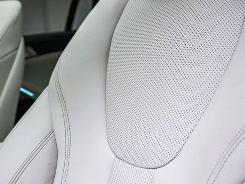 Certified 2022 BMW X6 xDrive40i w/ M Sport Package image 23