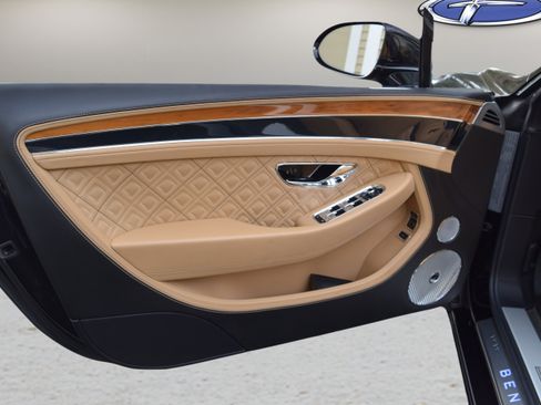 Used 2020 Bentley Continental GT AWD/4WD image 29