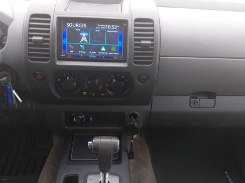 Used 2012 Nissan Xterra X AWD/4WD image 35