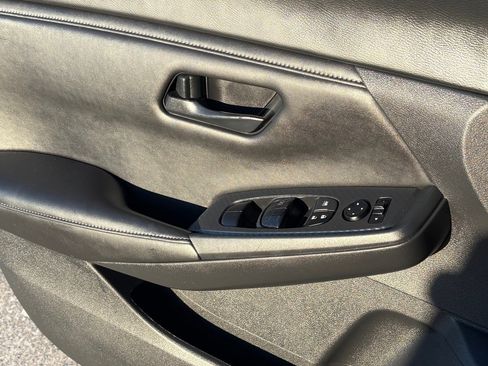 Certified 2024 Nissan Sentra S image 28