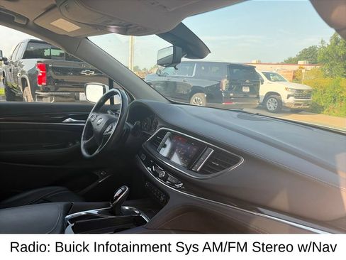 Used 2021 Buick Enclave Avenir w/ Avenir Technology Package AWD/4WD image 16