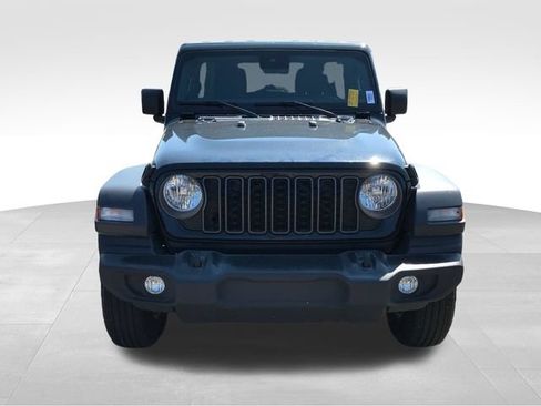 Used 2024 Jeep Wrangler Unlimited Sport AWD/4WD image 10