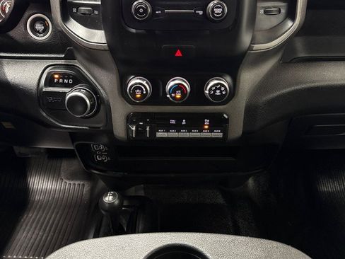 Used 2019 RAM 2500 Tradesman w/ Chrome Appearance Group AWD/4WD image 18