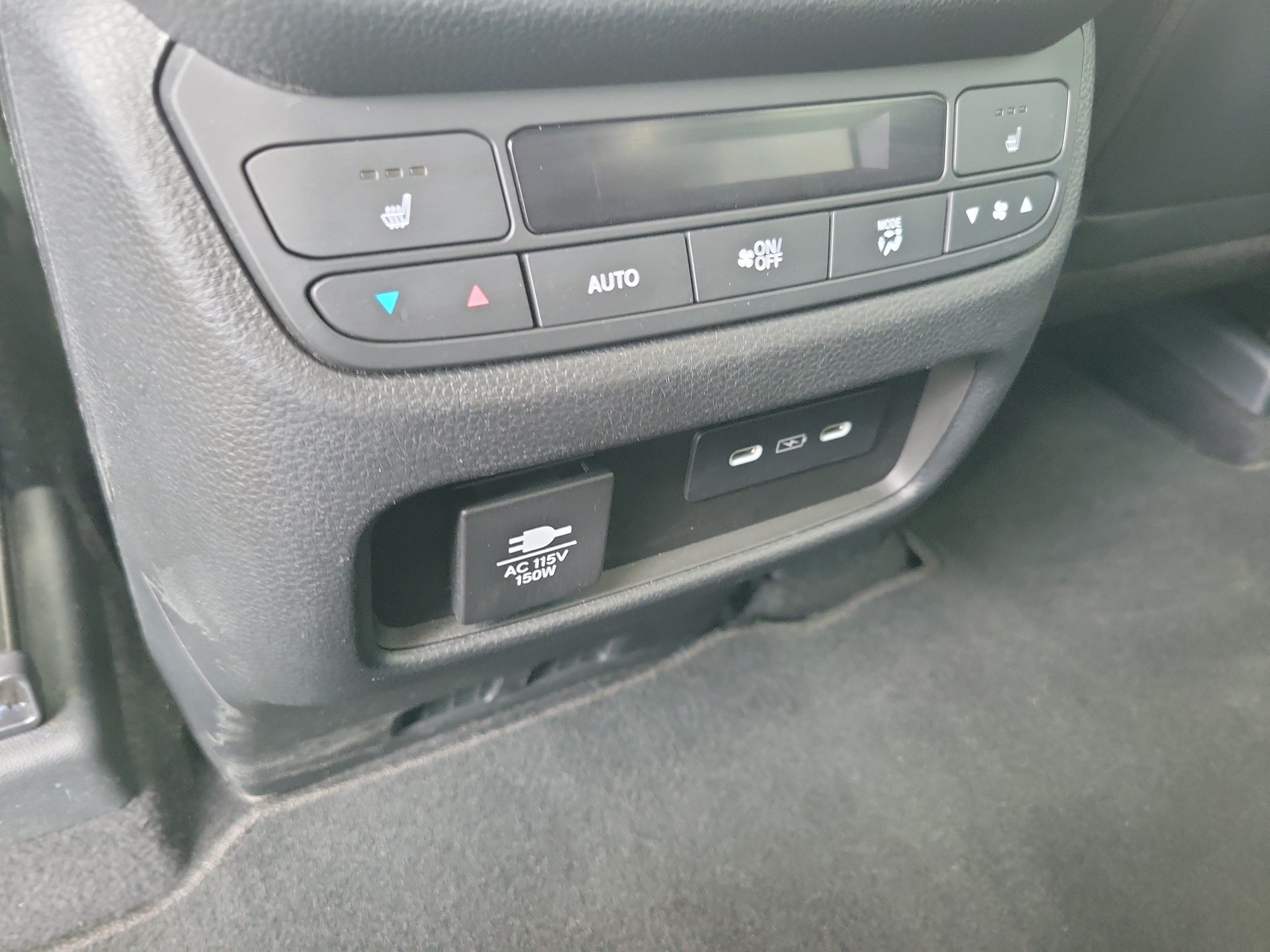 Used 2024 Honda Pilot Elite image 18